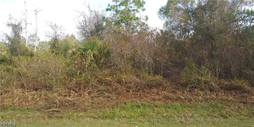 30 AVENUE SE Naples, FL 34117