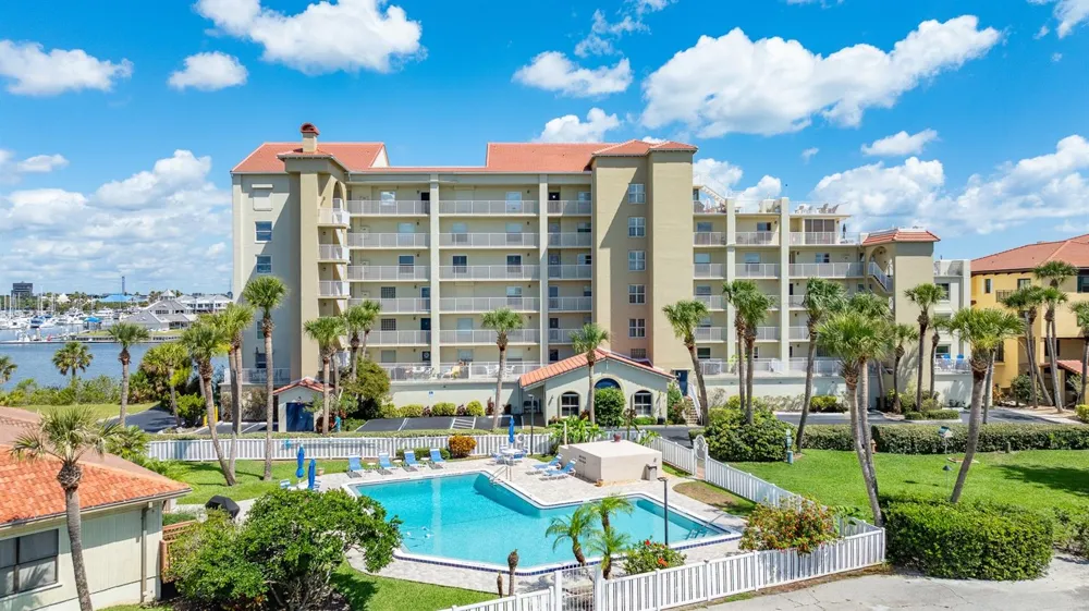 533 MARINA POINT DRIVE #533 Daytona Beach, FL 32114