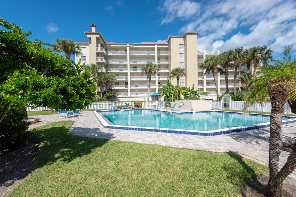 533 MARINA POINT DRIVE #533 Daytona Beach, FL 32114