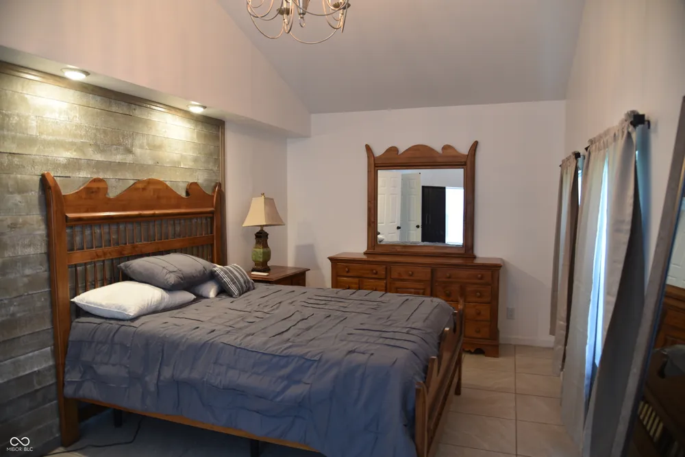 614 W Allen Street Bloomington, IN 47403