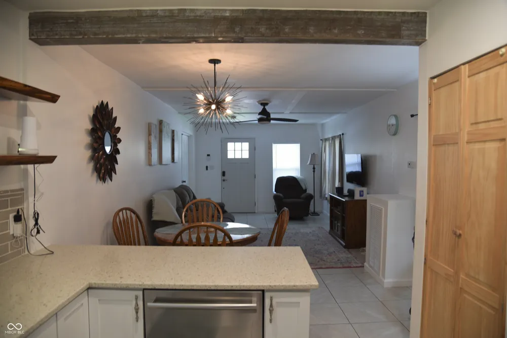 614 W Allen Street Bloomington, IN 47403