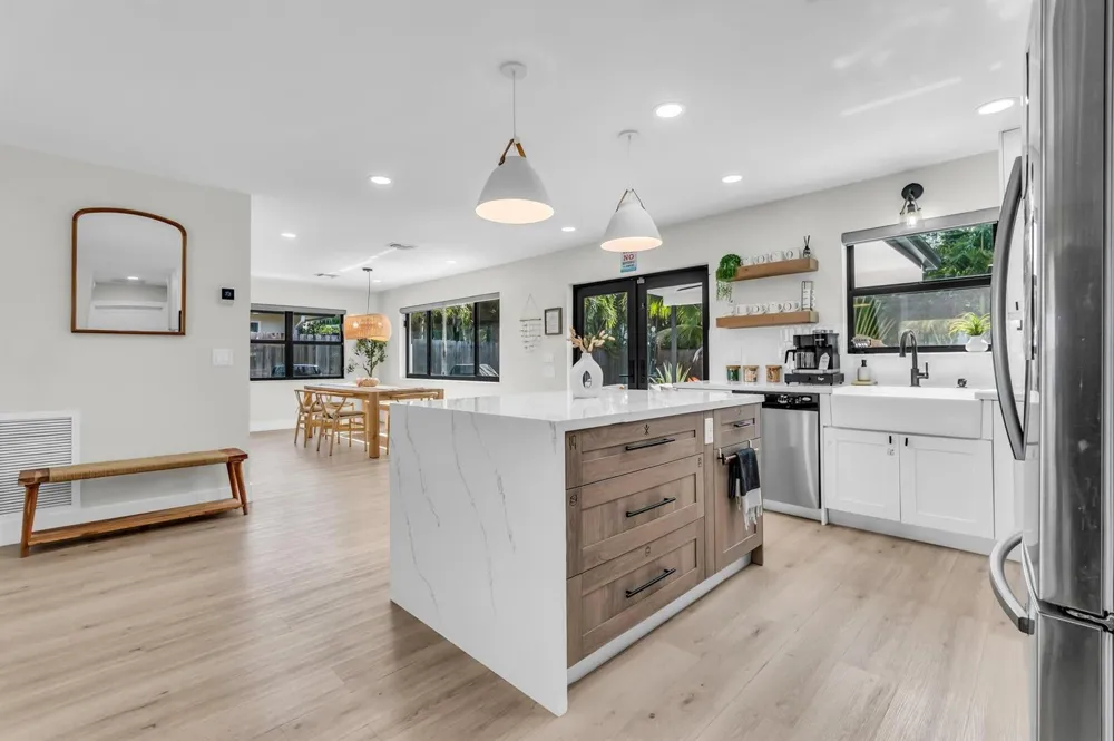 300 SE 8th Avenue Deerfield Beach, FL 33441