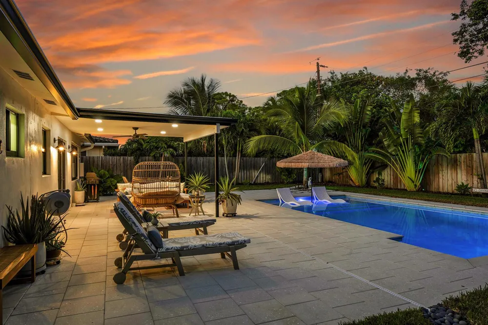 300 SE 8th Avenue Deerfield Beach, FL 33441