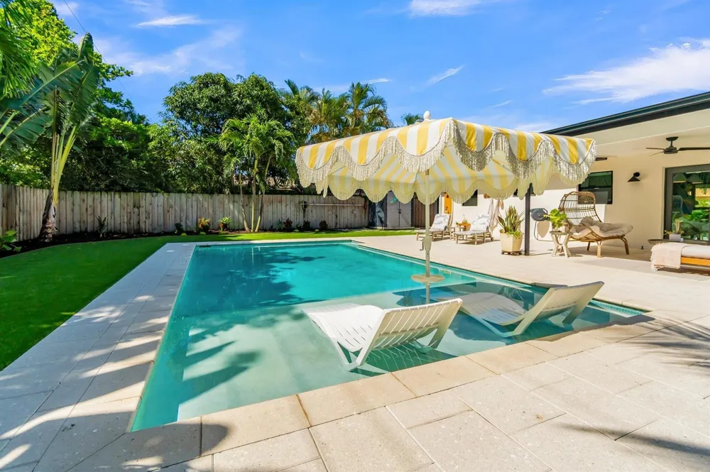 300 SE 8th Avenue Deerfield Beach, FL 33441