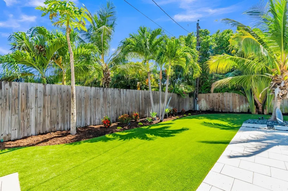 300 SE 8th Avenue Deerfield Beach, FL 33441