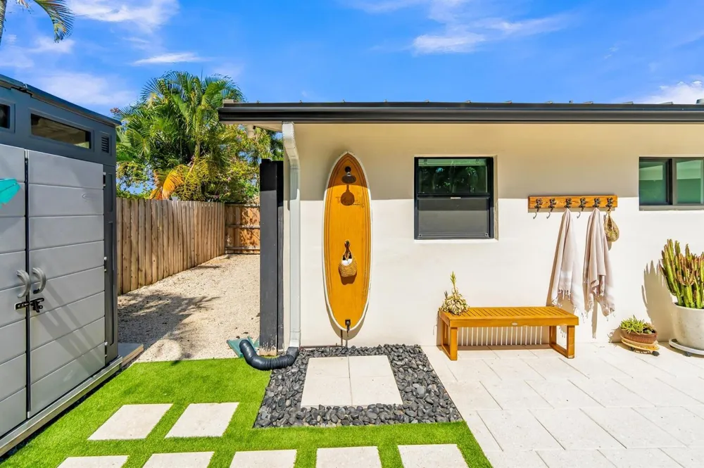 300 SE 8th Avenue Deerfield Beach, FL 33441