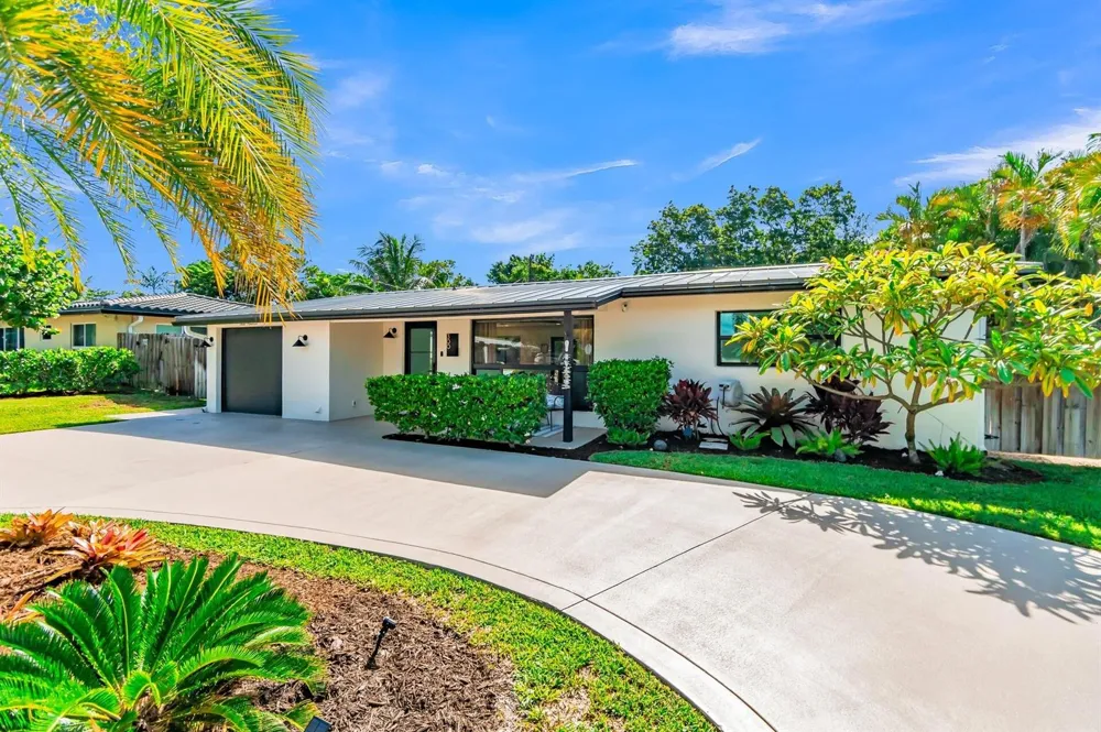 300 SE 8th Avenue Deerfield Beach, FL 33441