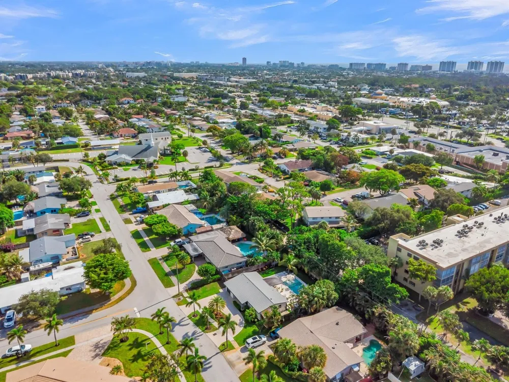 300 SE 8th Avenue Deerfield Beach, FL 33441