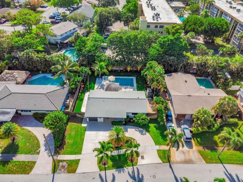 300 SE 8th Avenue Deerfield Beach, FL 33441