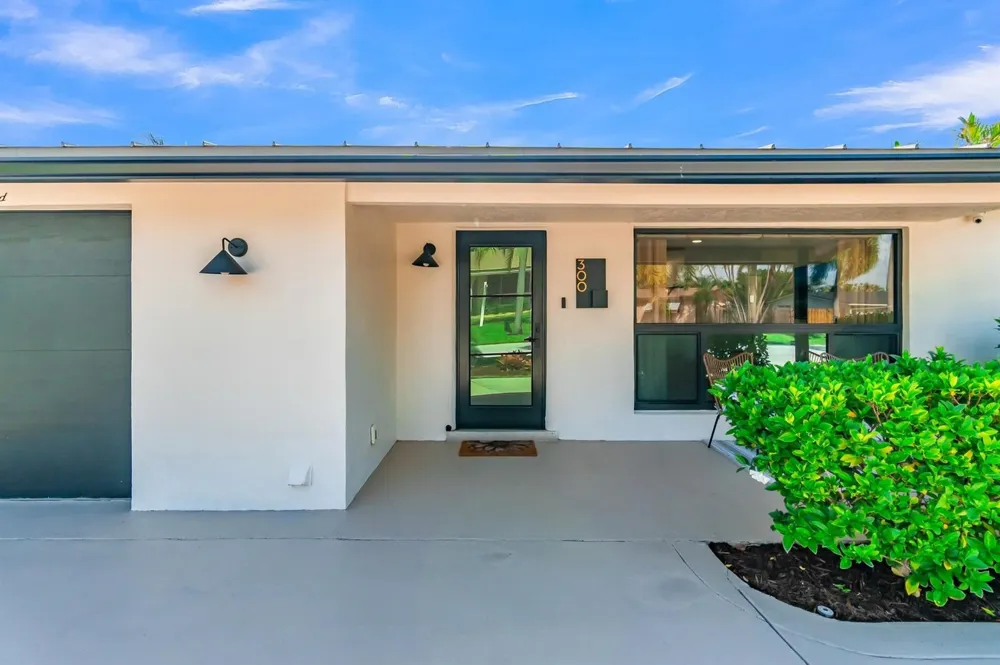 300 SE 8th Avenue Deerfield Beach, FL 33441