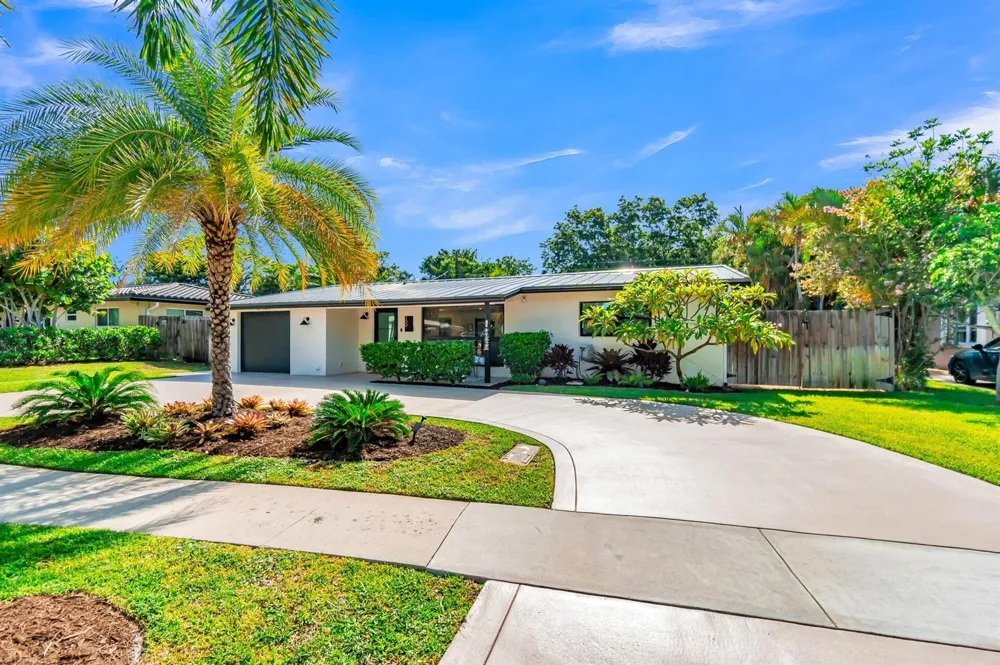 300 SE 8th Avenue Deerfield Beach, FL 33441