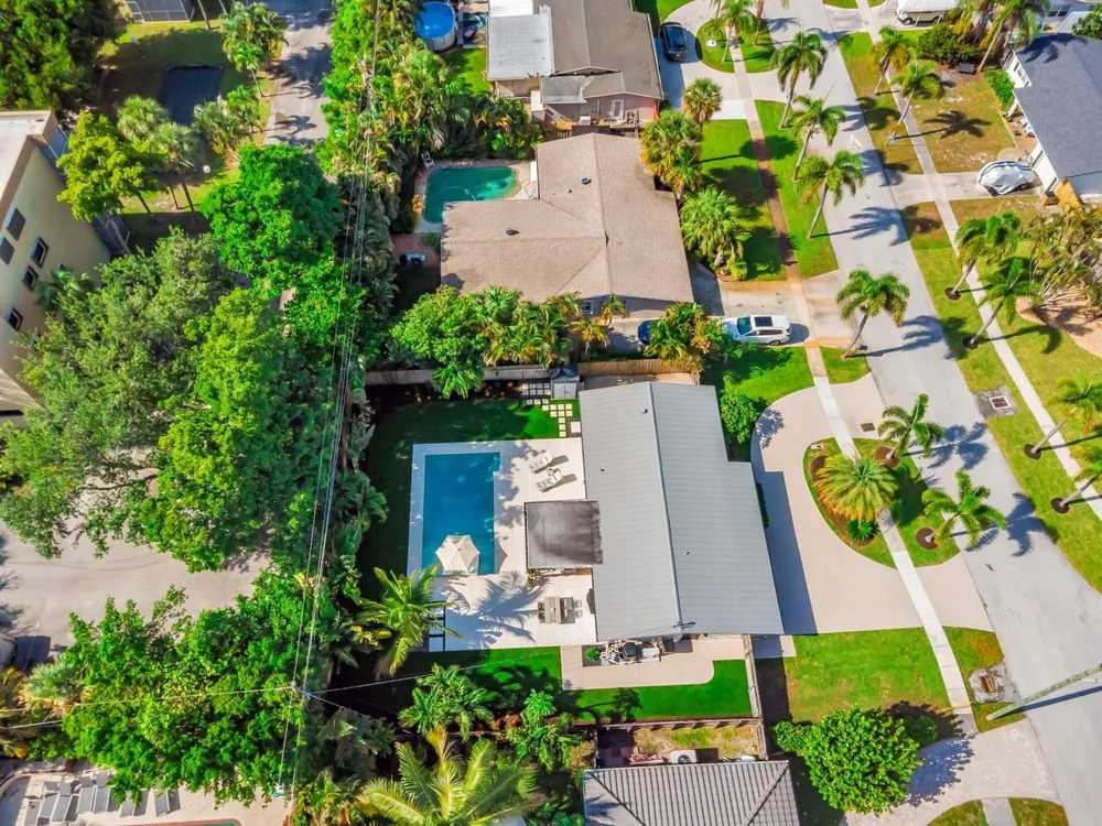 300 SE 8th Avenue Deerfield Beach, FL 33441