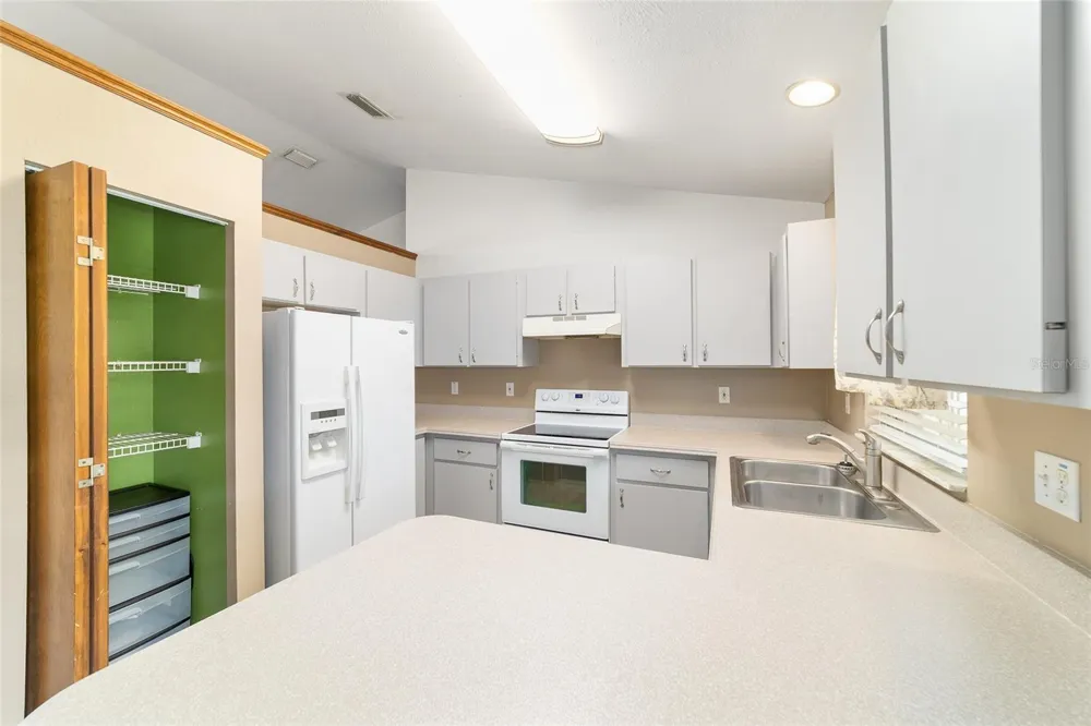 11570 SE 84TH AVENUE Belleview, FL 34420