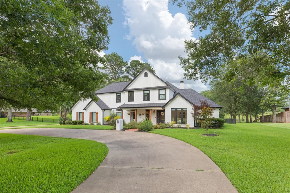 350 Pecan Creek Drive Henderson, TX 75654