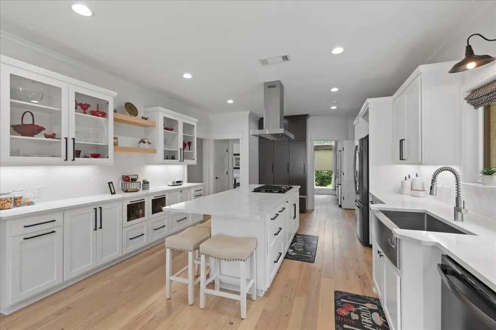 350 Pecan Creek Drive Henderson, TX 75654