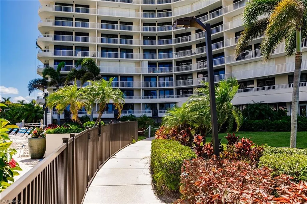 260 Seaview Court #904 Marco Island, FL 34145