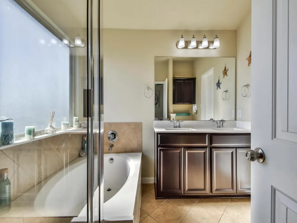 1100 April Meadows Loop Georgetown, TX 78626