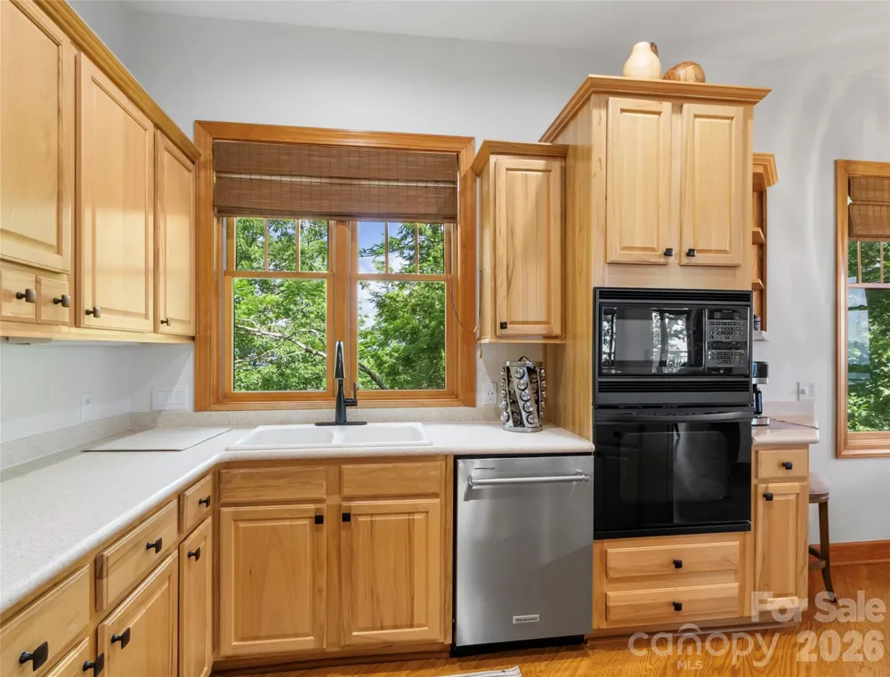115 Stoney Falls Loop #D1 Burnsville, NC 28714