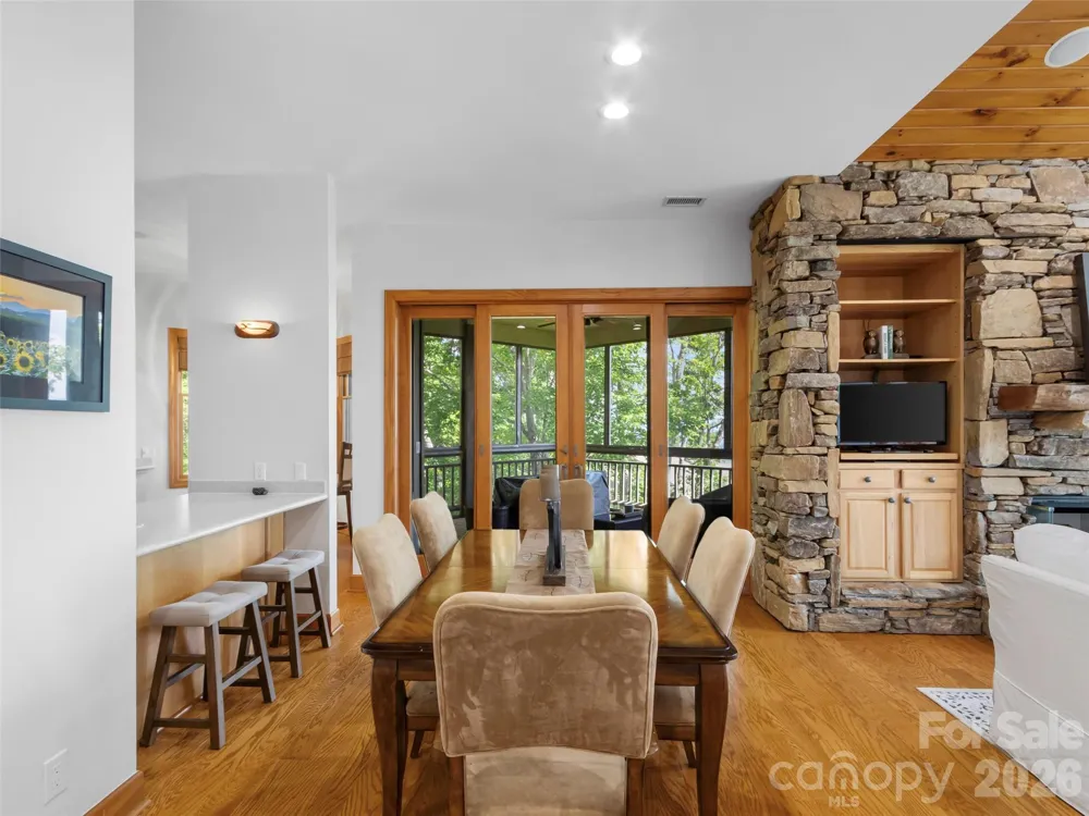 115 Stoney Falls Loop #D1 Burnsville, NC 28714