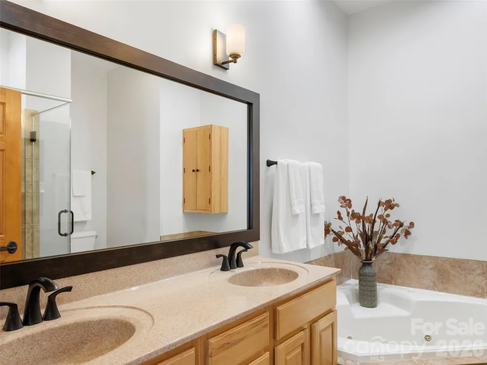115 Stoney Falls Loop #D1 Burnsville, NC 28714