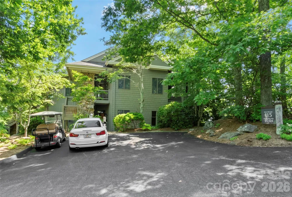 115 Stoney Falls Loop #D1 Burnsville, NC 28714
