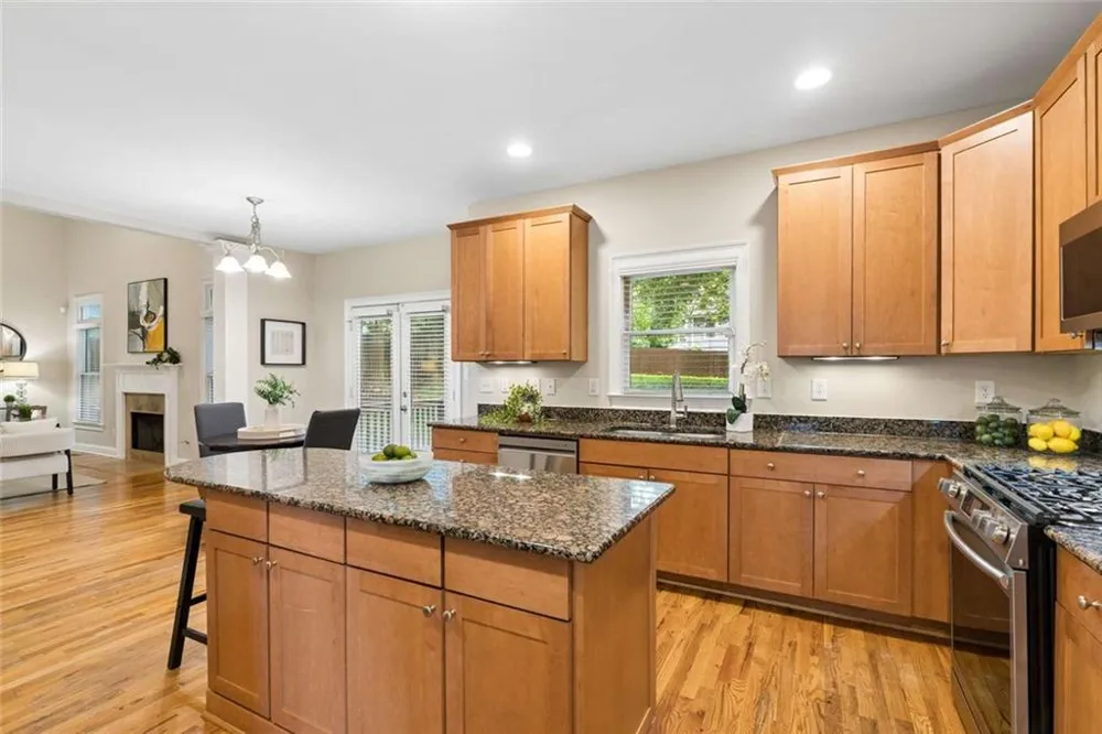 280 3rd Avenue Avondale Estates, GA 30002