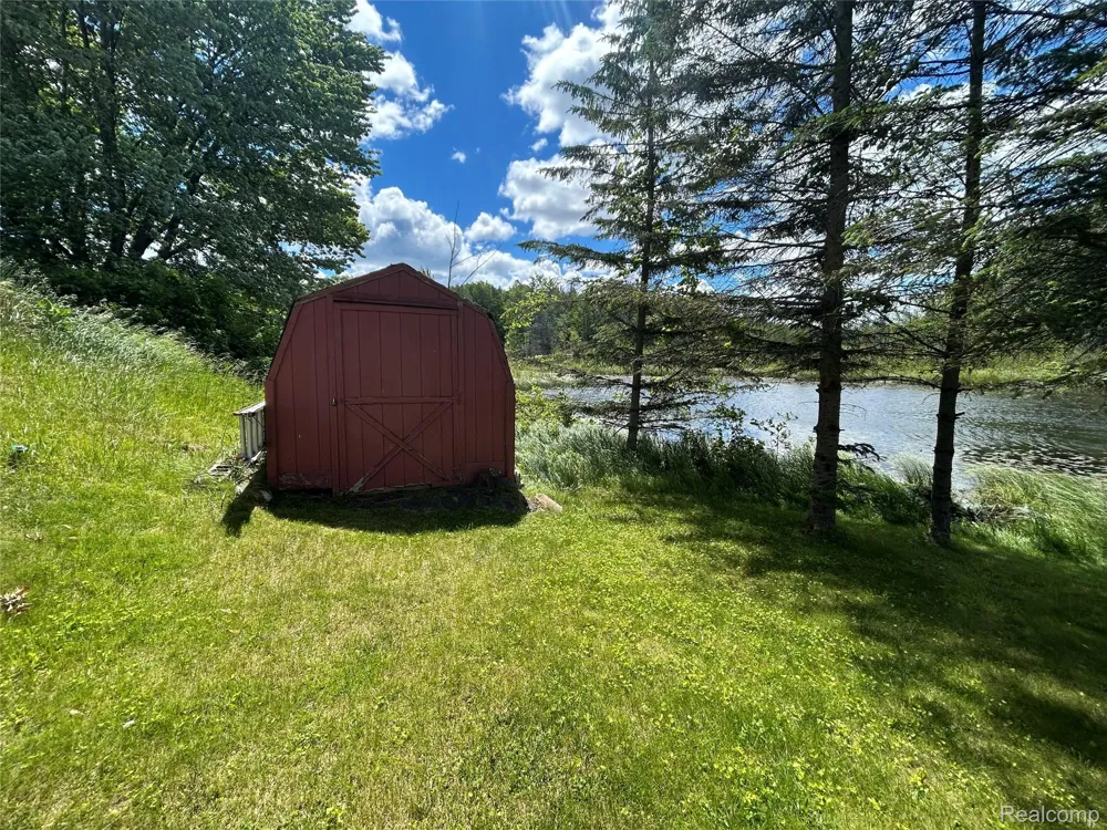 1931 Easy Street Grant Township, MI 48748