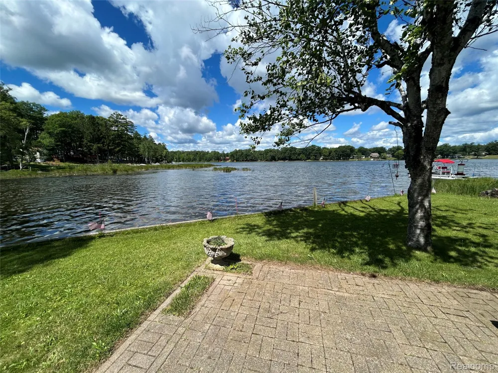 1931 Easy Street Grant Township, MI 48748