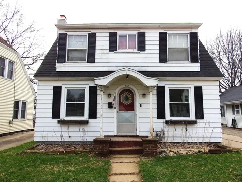 415 Orleans Avenue