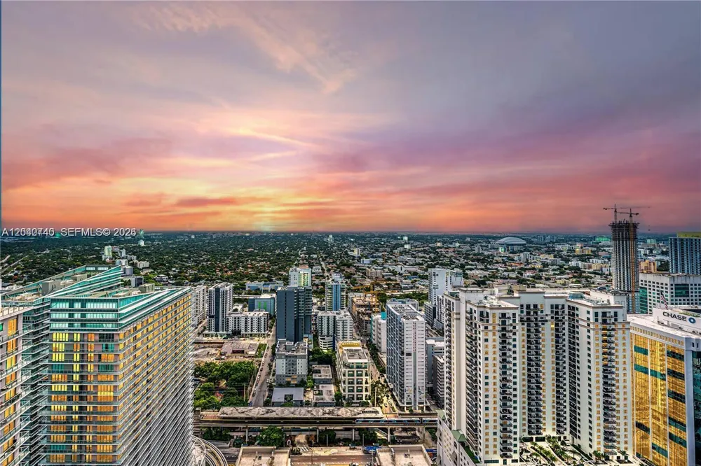 1000 Brickell Plz #4906 Miami, FL 33131