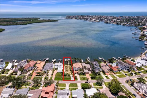 6527 BAYOU GRANDE BLVD NE