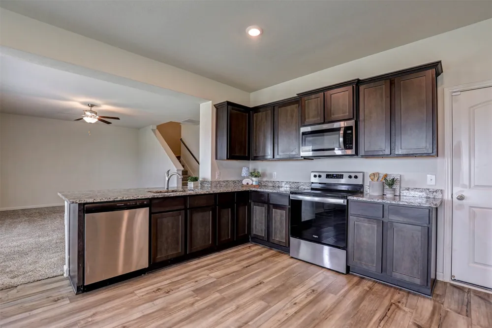 203 Drifter Drive Newark, TX 76071