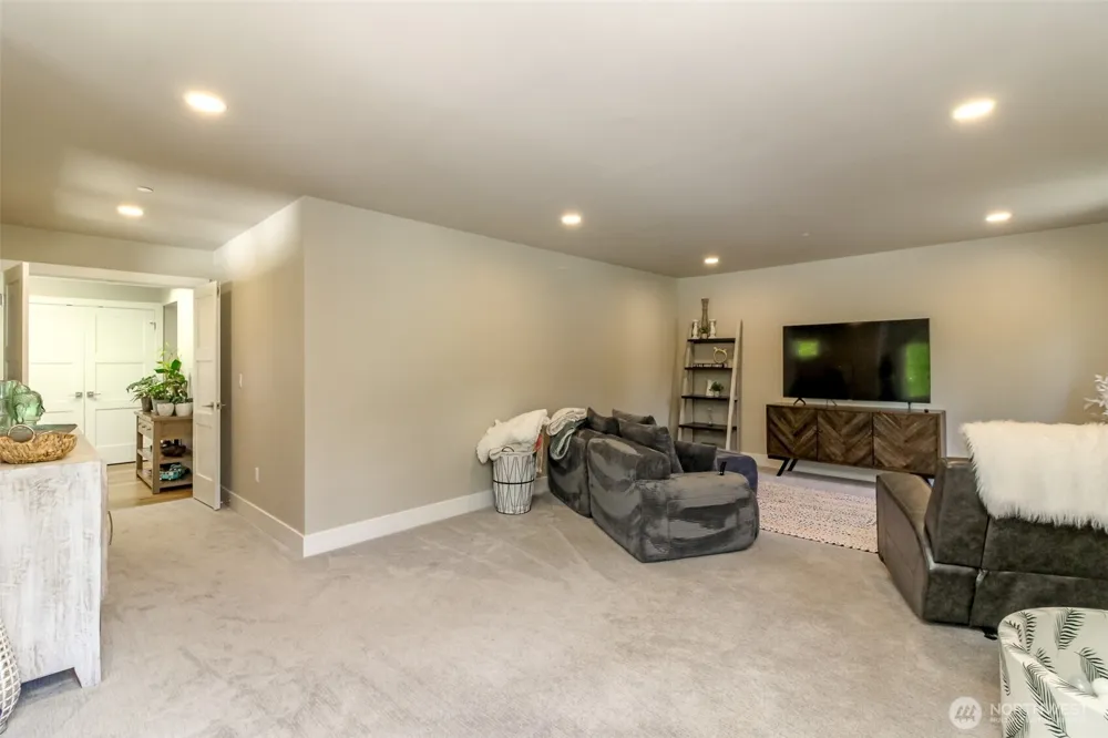 9308 270th Street E Graham, WA 98338