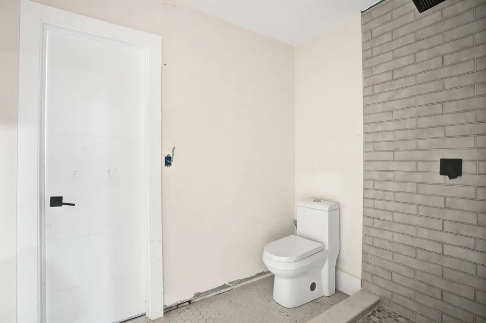 343 Layne Boulevard Hallandale Beach, FL 33009