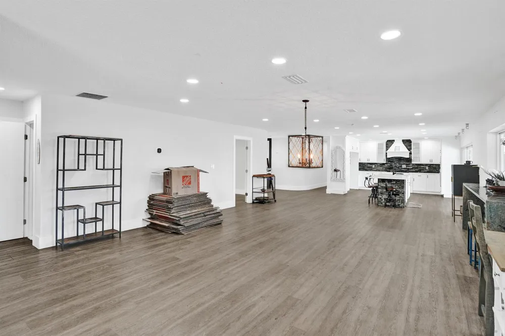 343 Layne Boulevard Hallandale Beach, FL 33009