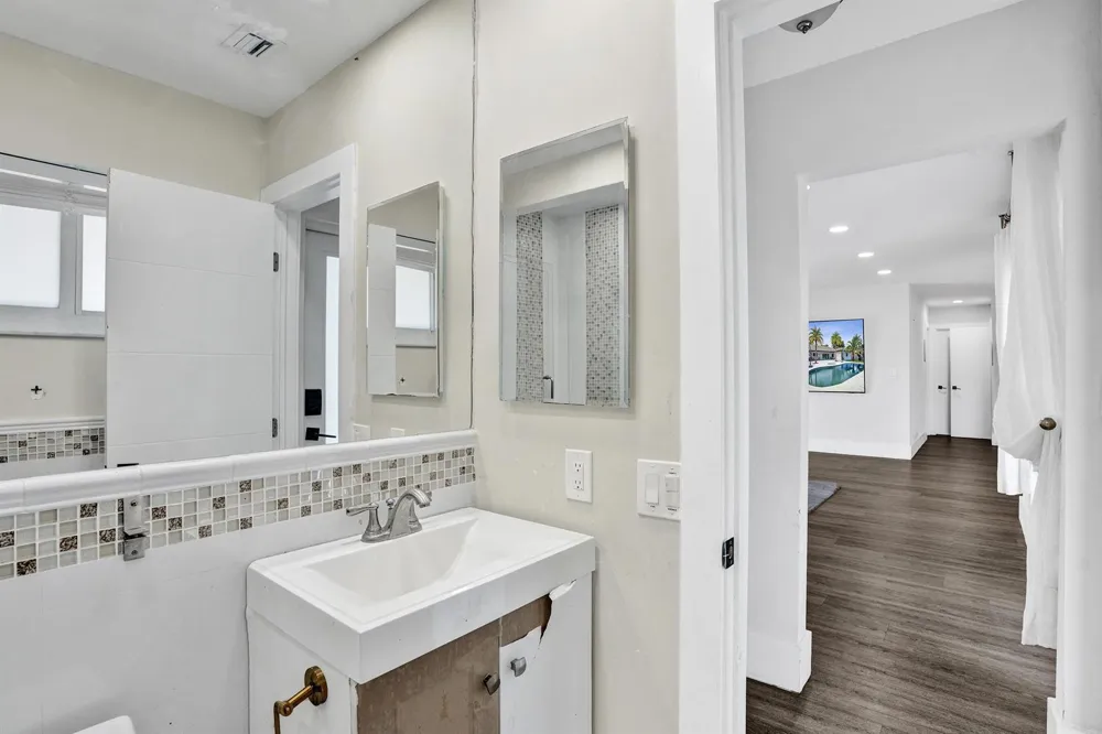343 Layne Boulevard Hallandale Beach, FL 33009