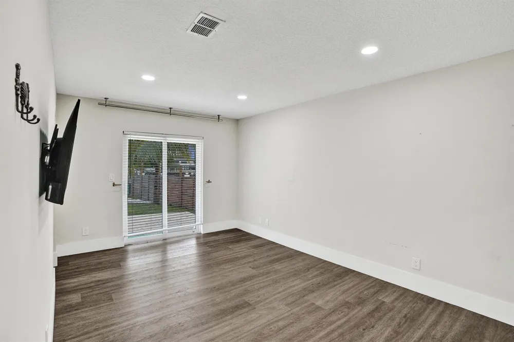 343 Layne Boulevard Hallandale Beach, FL 33009