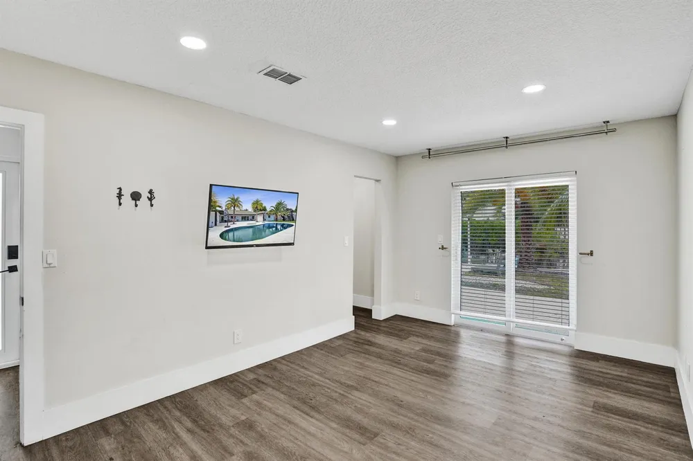 343 Layne Boulevard Hallandale Beach, FL 33009