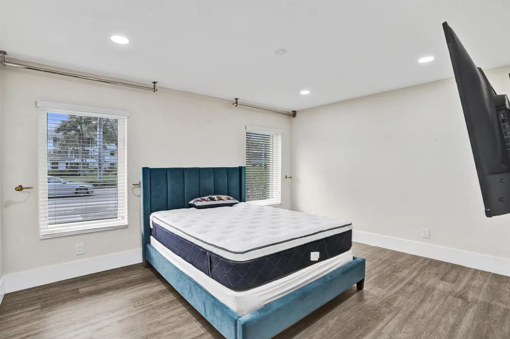 343 Layne Boulevard Hallandale Beach, FL 33009
