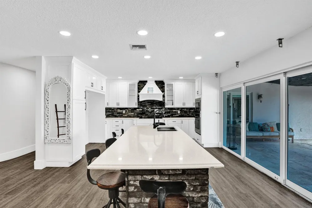 343 Layne Boulevard Hallandale Beach, FL 33009