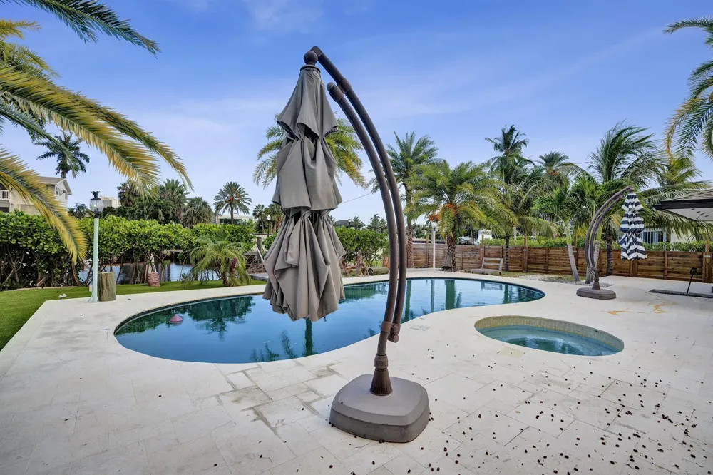 343 Layne Boulevard Hallandale Beach, FL 33009