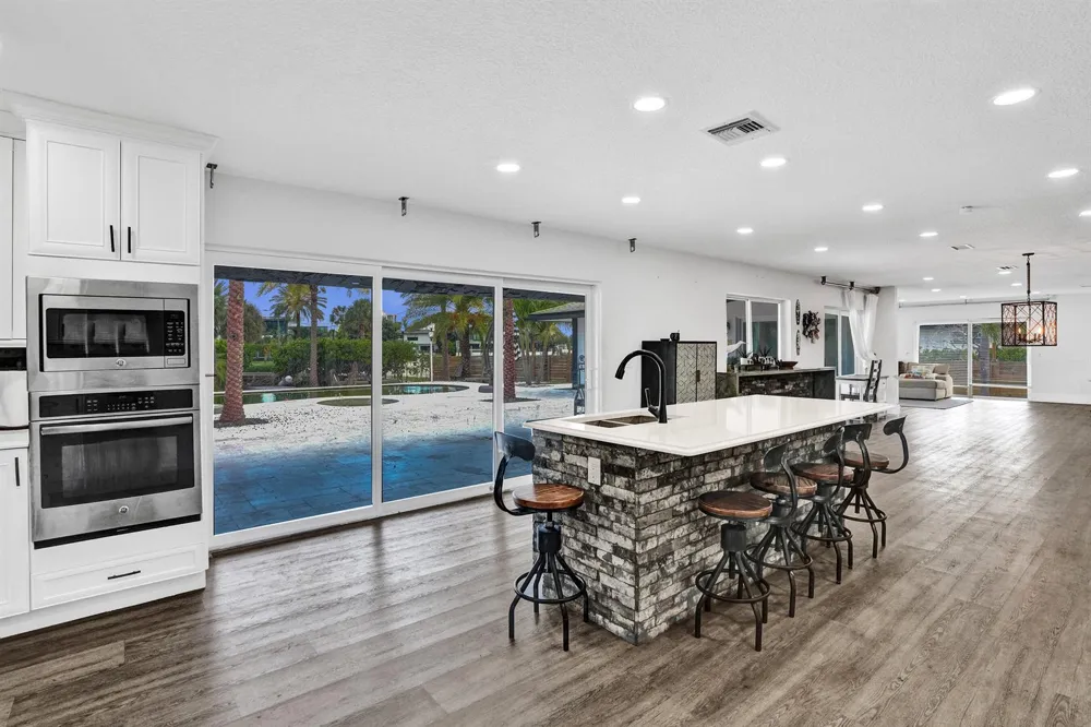 343 Layne Boulevard Hallandale Beach, FL 33009