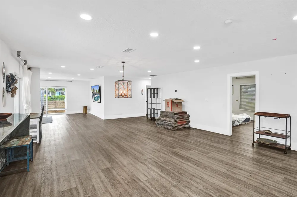 343 Layne Boulevard Hallandale Beach, FL 33009