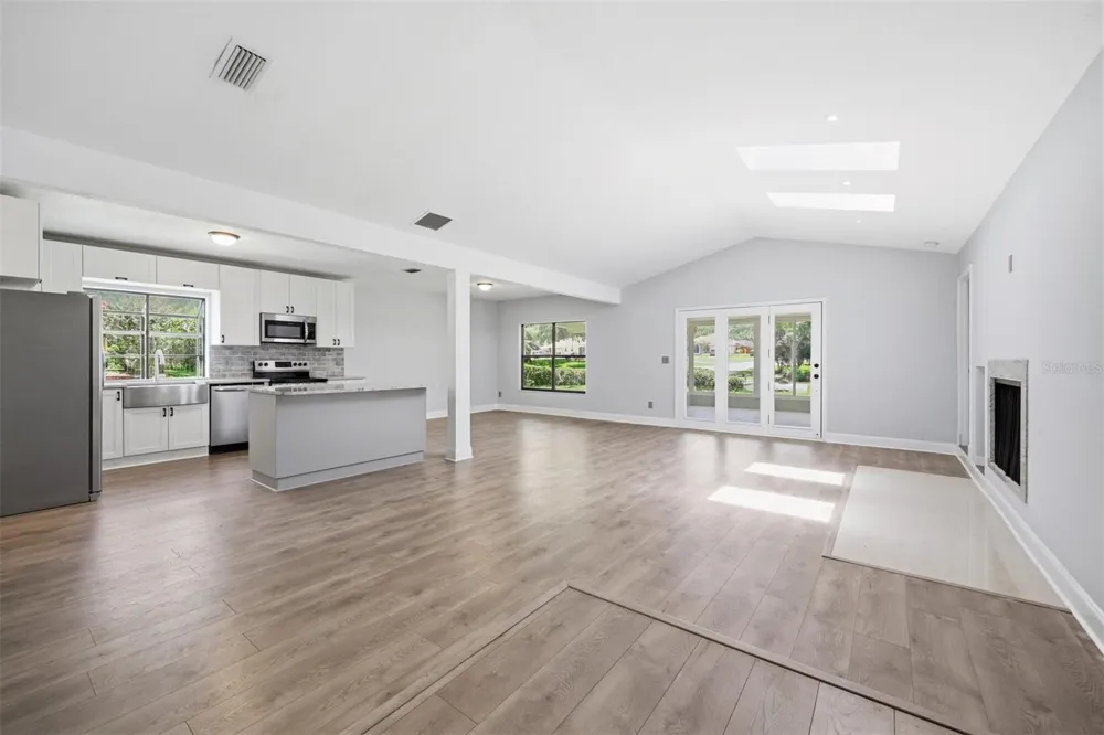 6840 NW 111TH LANE Alachua, FL 32615