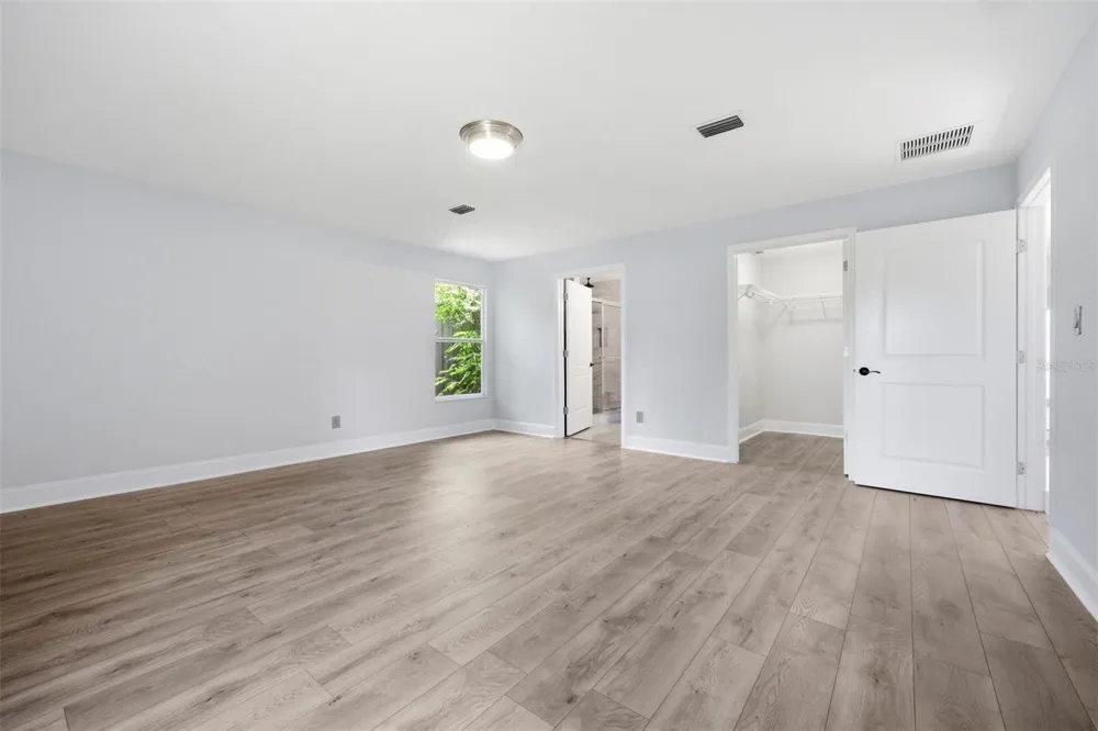 6840 NW 111TH LANE Alachua, FL 32615