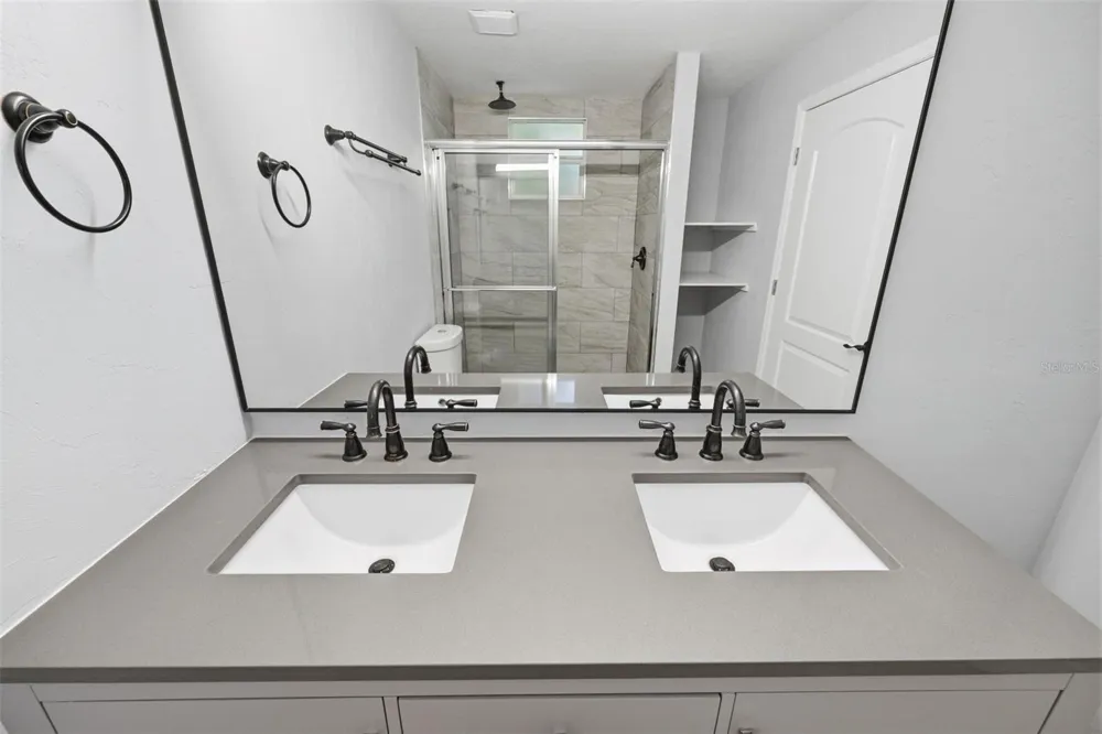 6840 NW 111TH LANE Alachua, FL 32615