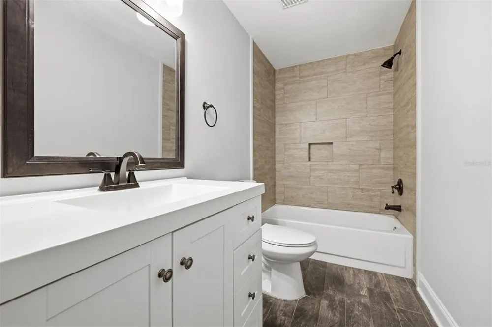 6840 NW 111TH LANE Alachua, FL 32615