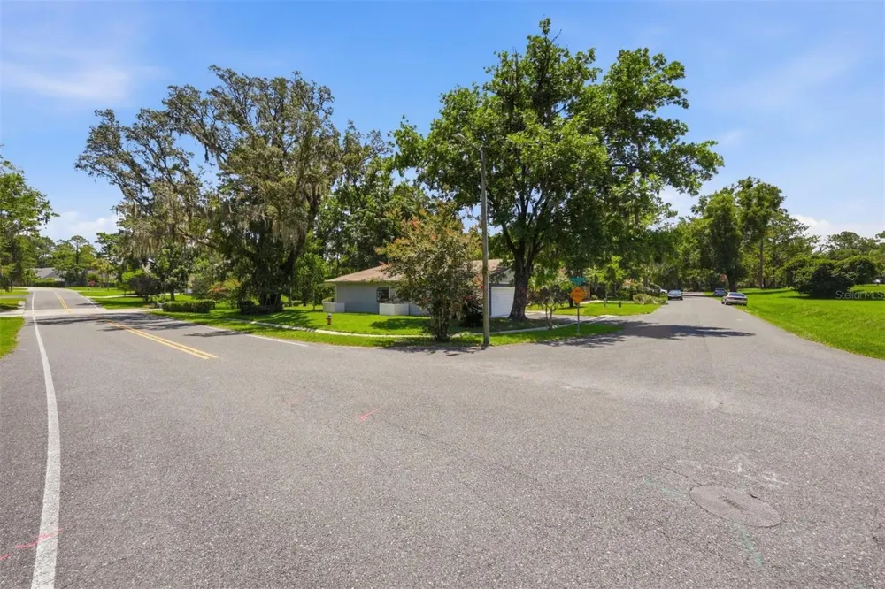6840 NW 111TH LANE Alachua, FL 32615