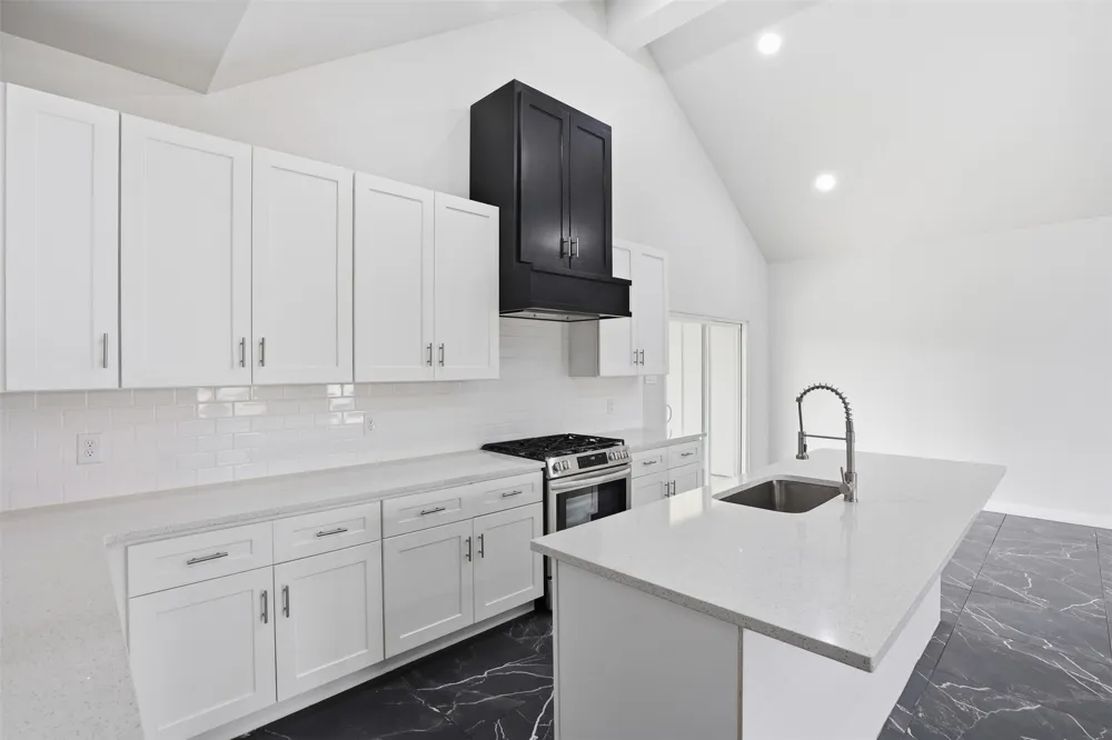 544 Highview Court Godley, TX 76044