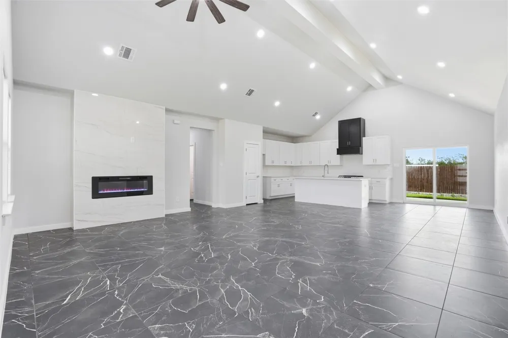 544 Highview Court Godley, TX 76044